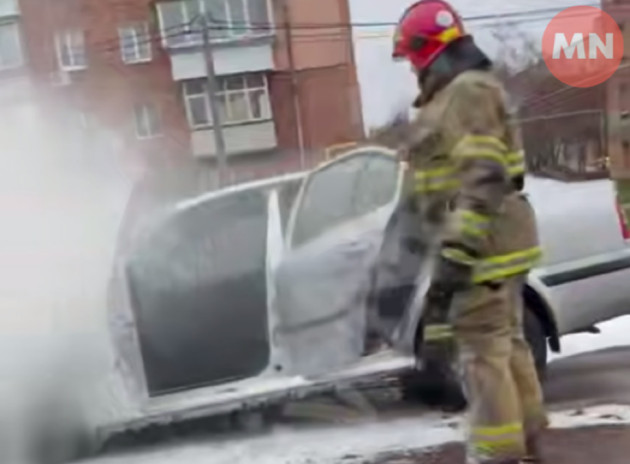 У Ніжині горів автомобіль: що відомо