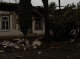 Наслідки ворожого обстрілу: у Новгород-Сіверському пошкоджено близько десяти будинків та авто